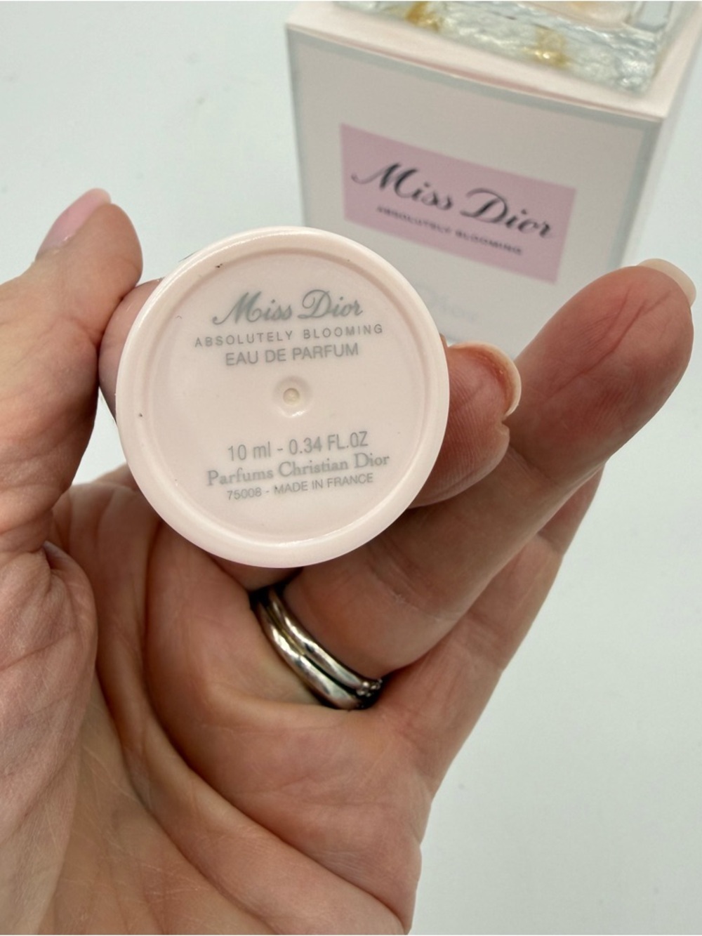 Dior Miss Dior Containers - Picture 9 of 15